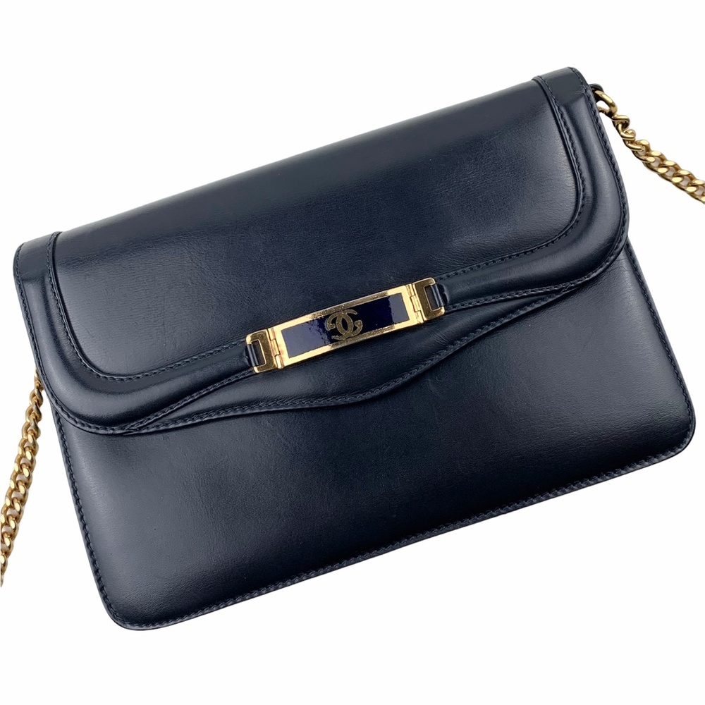 GUCCI Vintage Leather Shoulder Bag - Picture 2 of 12